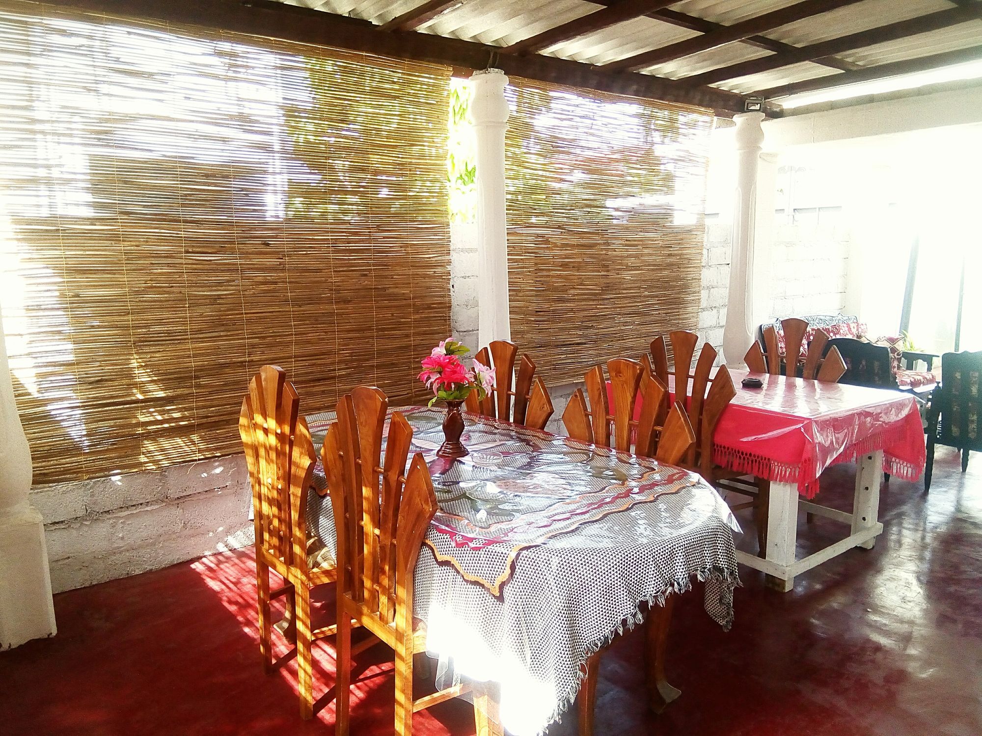 Gloriya Mathews Hotel Negombo Bagian luar foto